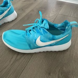 Blue Nike Roshes FOR SALE